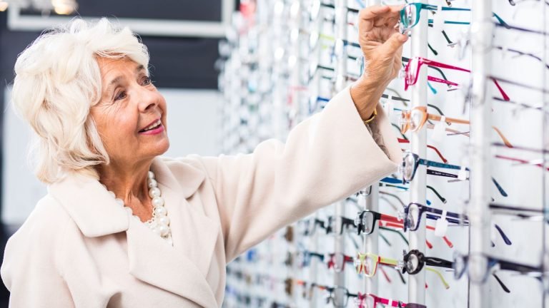 Wada wzroku a prawo jazdy